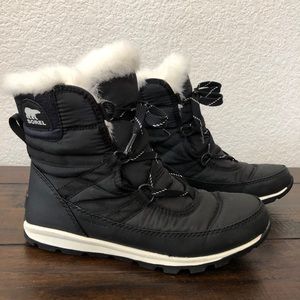 Sorel Whitney short boot